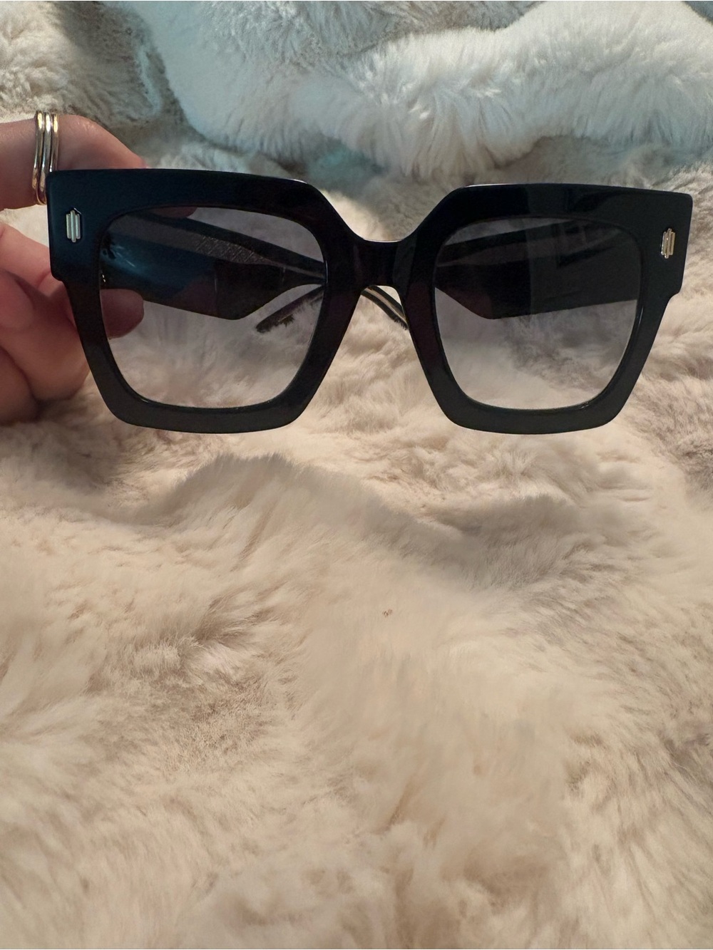 Fendi Black Oversized Square Women's Sunglasses - Classic Style